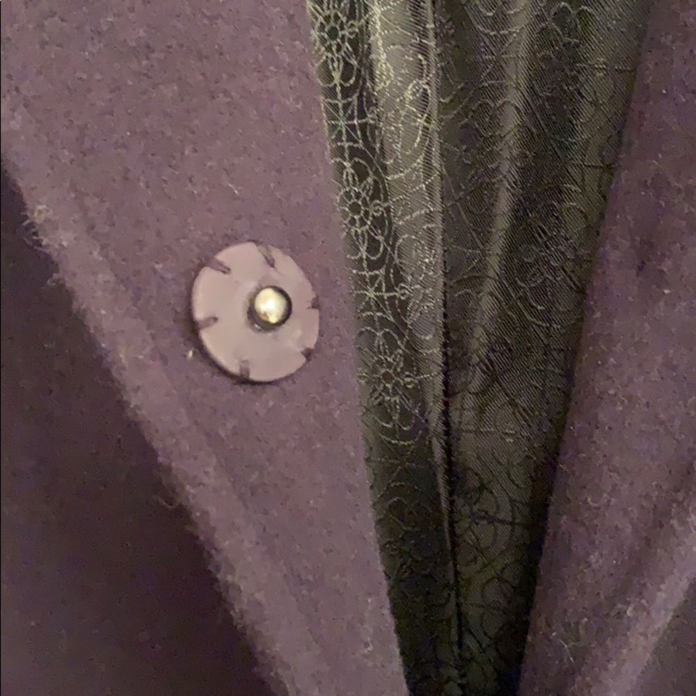 Tahari wool coat plum - Picture 5 of 7